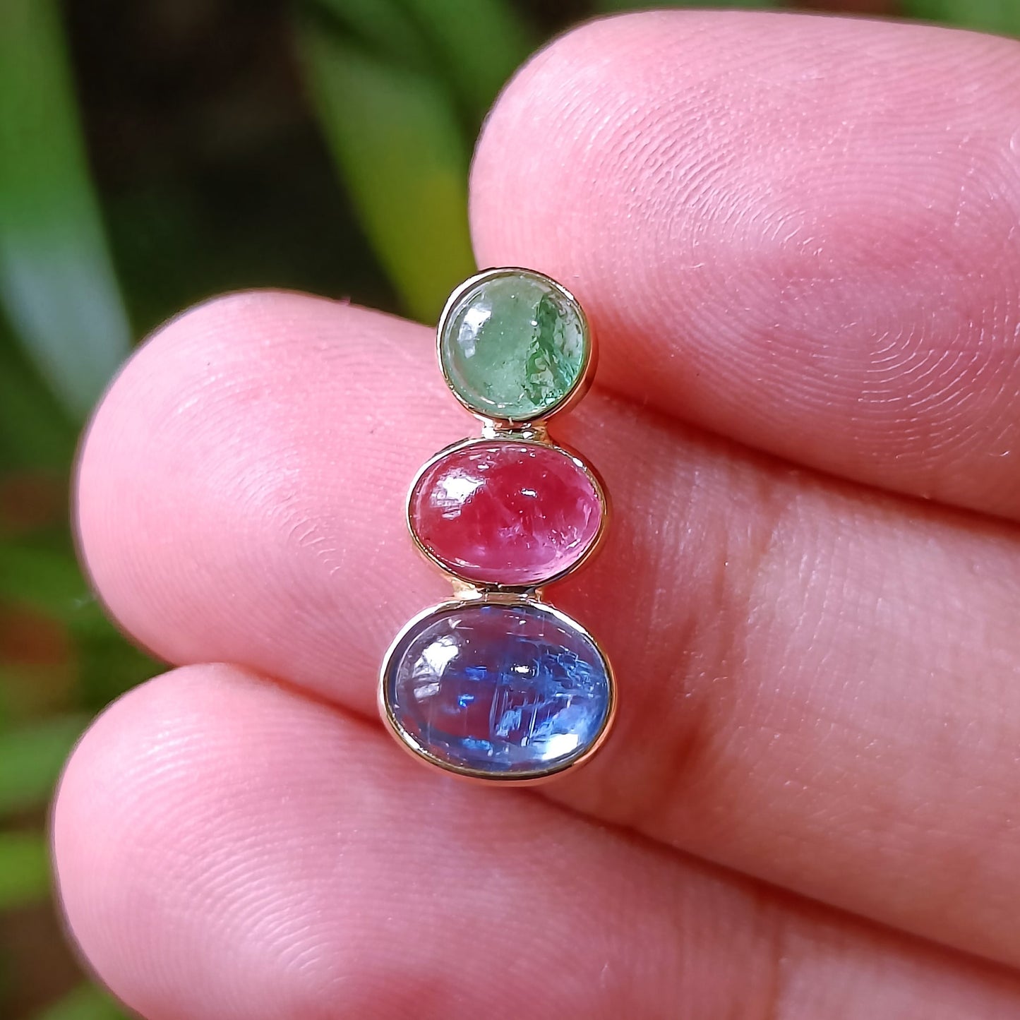 Trinity of Hues